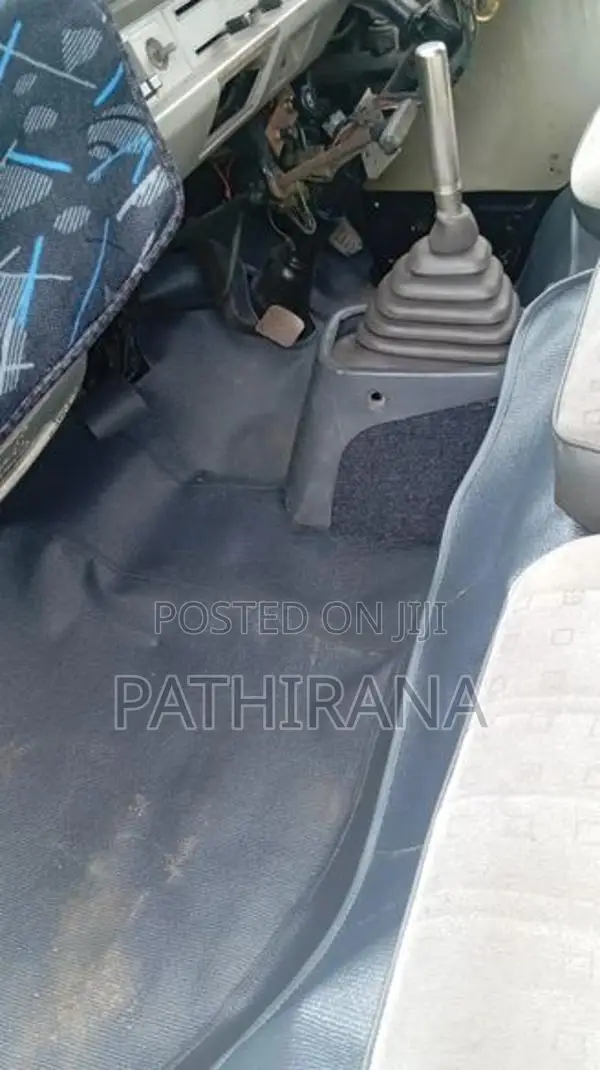 Mitsubishi L300 1984