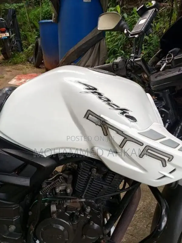 TVS Apache RTR 180 2010