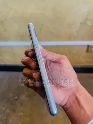 Google Pixel 7a (Used)