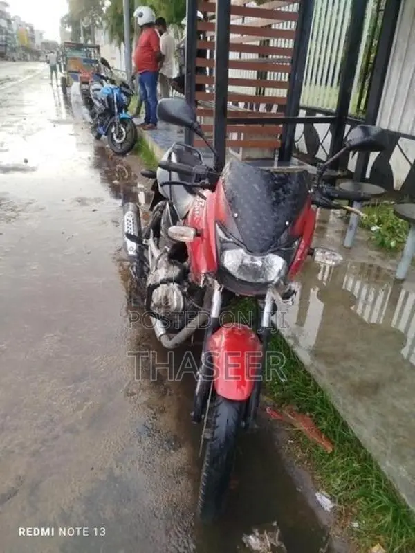 Bajaj Pulsar 150 2009