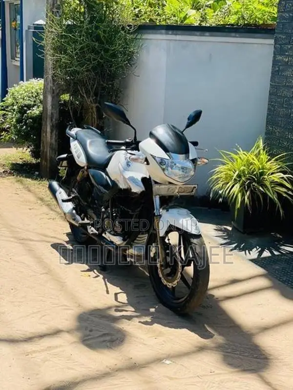 TVS Apache 2012