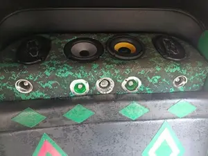 Three Wheel Sound Box