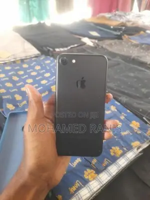 Apple iPhone 7 black (Used)