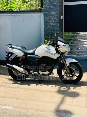 TVS Apache 2012