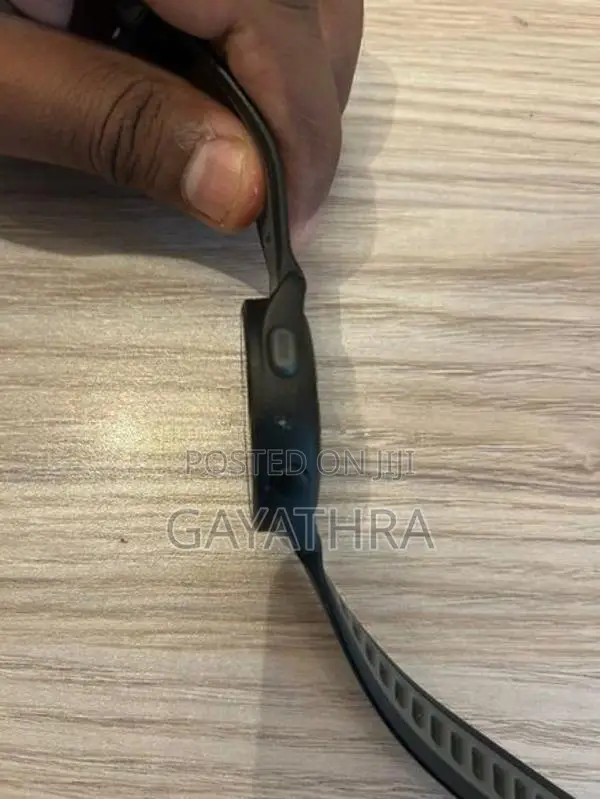 Garmin Forerunner 165 Smart Watch
