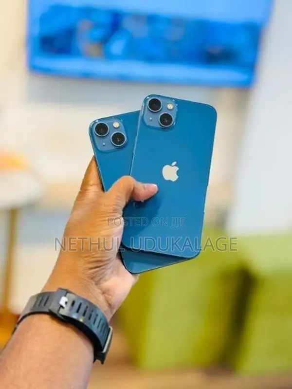 Apple iPhone 13 256GB (BLUE) (Used)