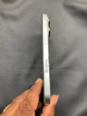 Apple iPhone 16 Pro (Used)