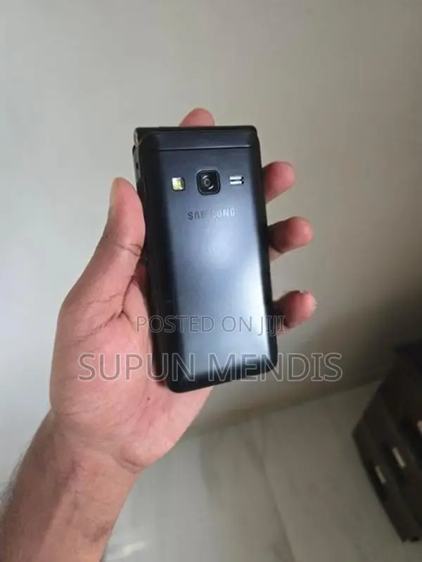 Samsung folder 2 (Used)
