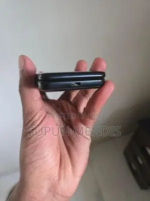 Samsung folder 2 (Used)