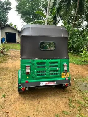 Bajaj RE 2007