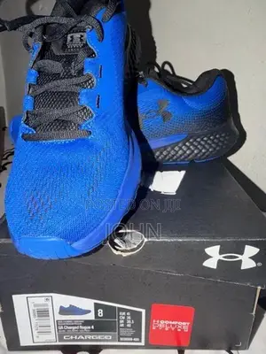UNDER ARMOUR Shoes