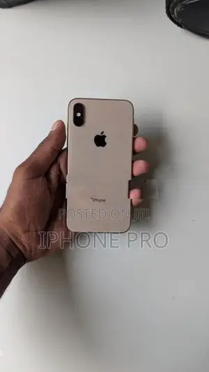 Apple iPhone XS (Used)