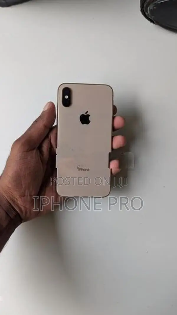 Apple iPhone XS (Used)