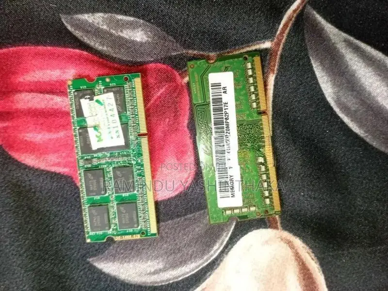8gb and 2 gb RAM Card