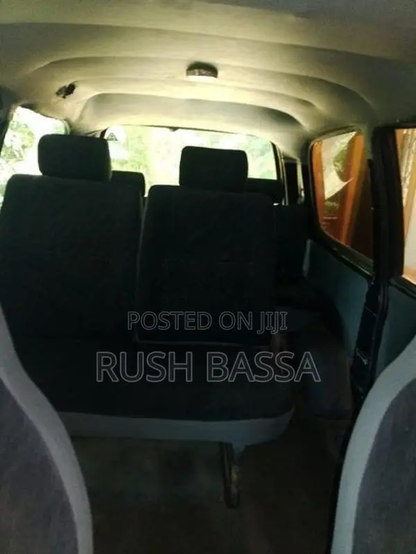 Nissan Serena CD20 Turbo 1992