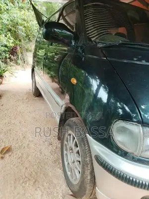 Nissan Serena CD20 Turbo 1992
