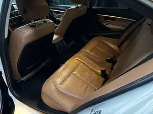 BMW 318i Luxury Line 2018