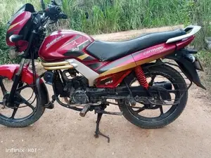 Mahindra Centuro 2016