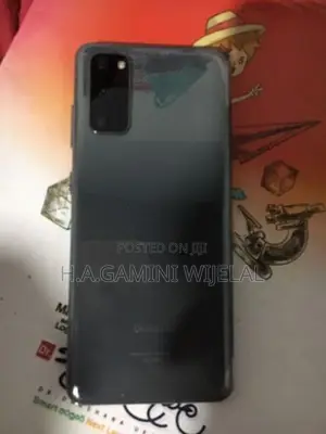 Samsung Galaxy S20 (Used)