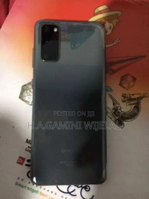 Samsung Galaxy S20 (Used)