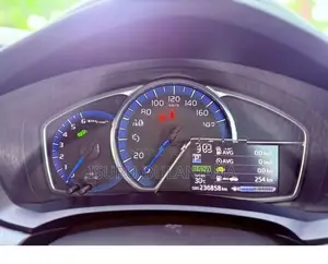 Toyota Axio 2014