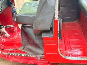 Bajaj RE 2011