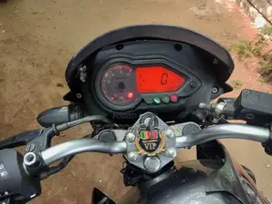 Bajaj Pulsar 180 Black 2010