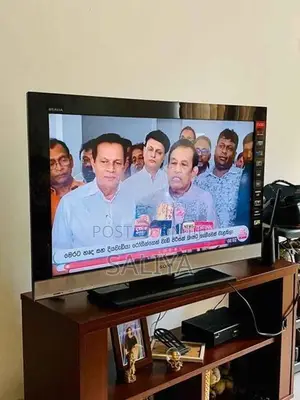 Sony Bravia 32" LCD TV (KLV-32EX300)