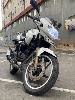 TVS Apache 2011