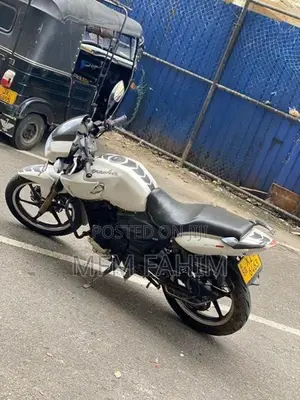 TVS Apache 2011