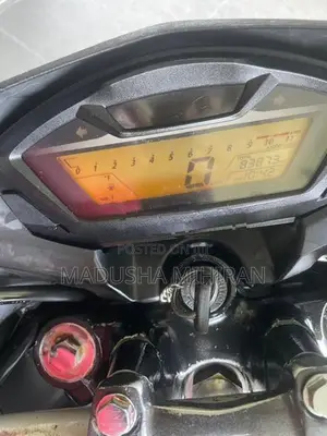 Honda CB Hornet 160R 2017