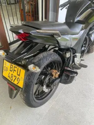 Honda CB Hornet 160R 2017