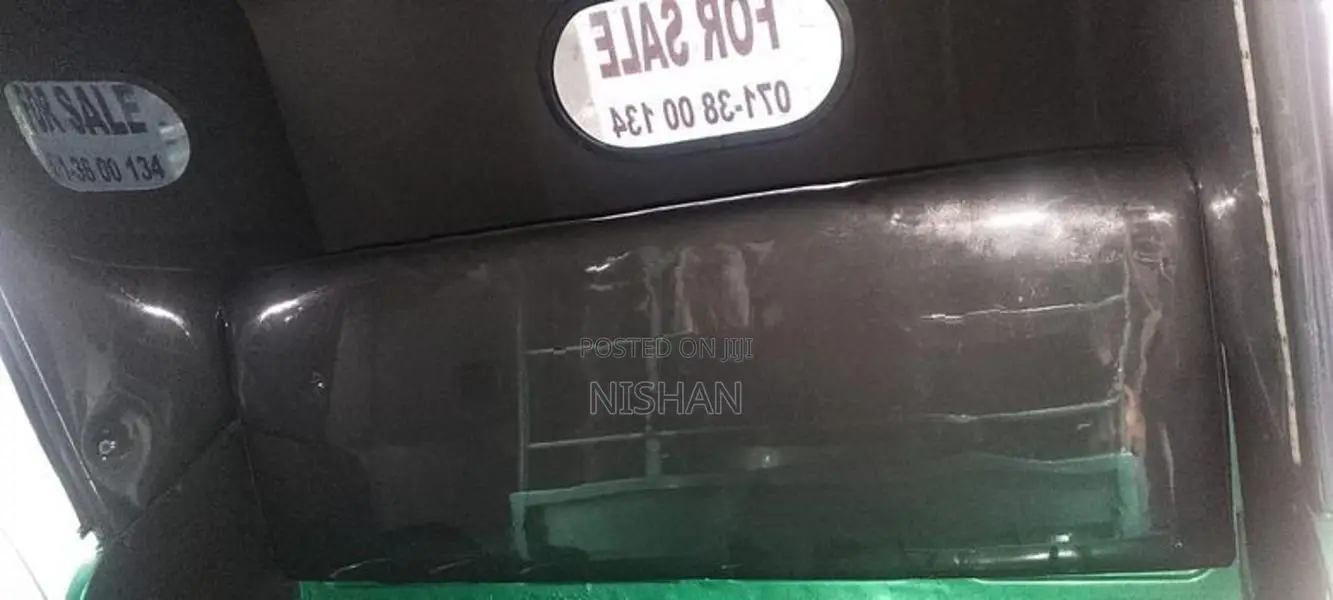 Bajaj RE 2005