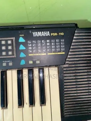 Yamaha PSR-110 Keyboard