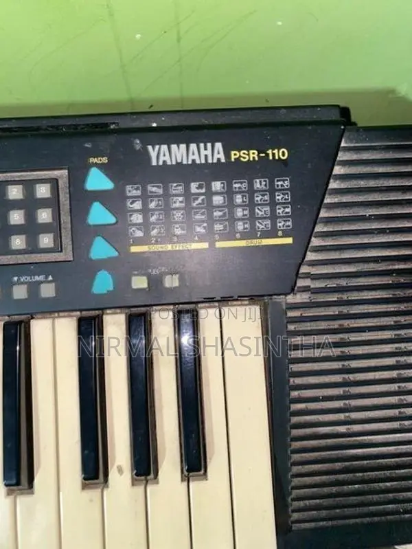 Yamaha PSR-110 Keyboard