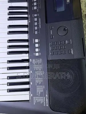 Yamaha PSR E463 Keyboard