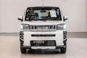 Daihatsu Taft G Chrome Venture 2025
