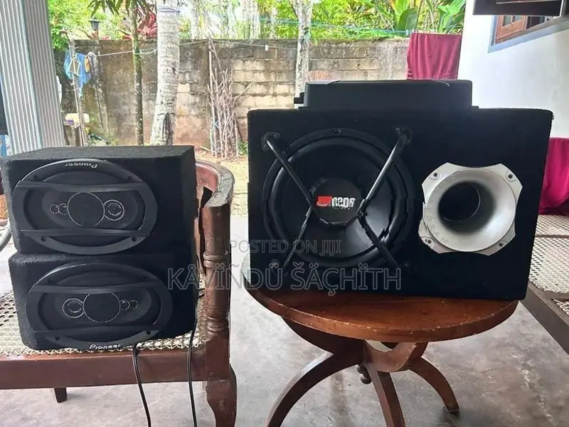 Car Jbl Sub with Pioneer Speaker