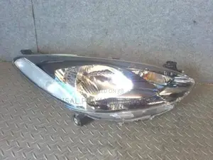 Mazda Demio Head Light