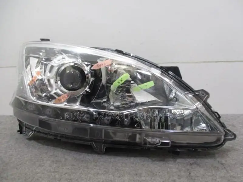 Nissan Sylphy B17 Head Light