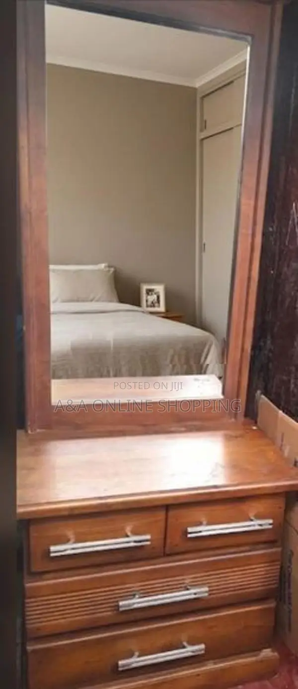 Bedroom Furniture Set
