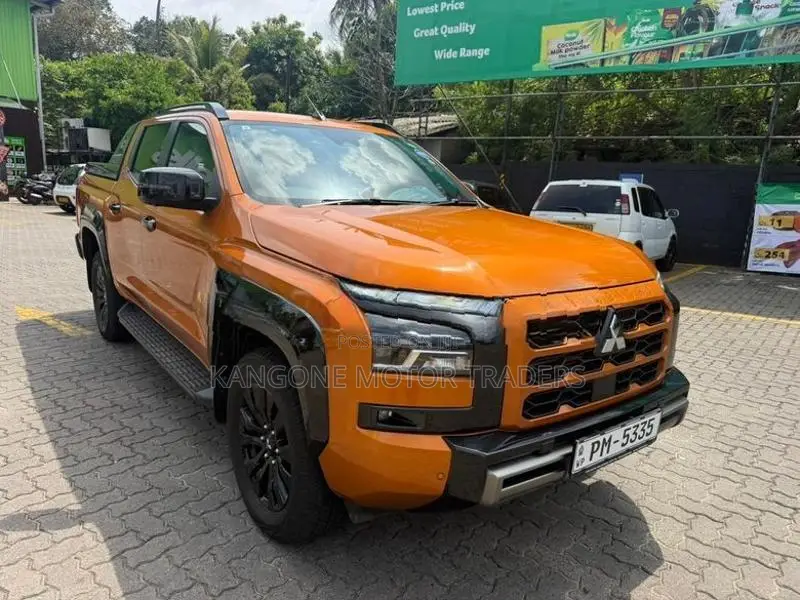 Mitsubishi L200 TRITON 2025