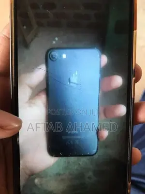 Apple iPhone 7 128 black (Used)
