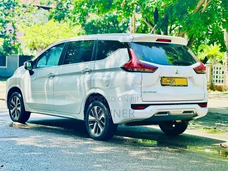 Mitsubishi Xpander Crossover 2019