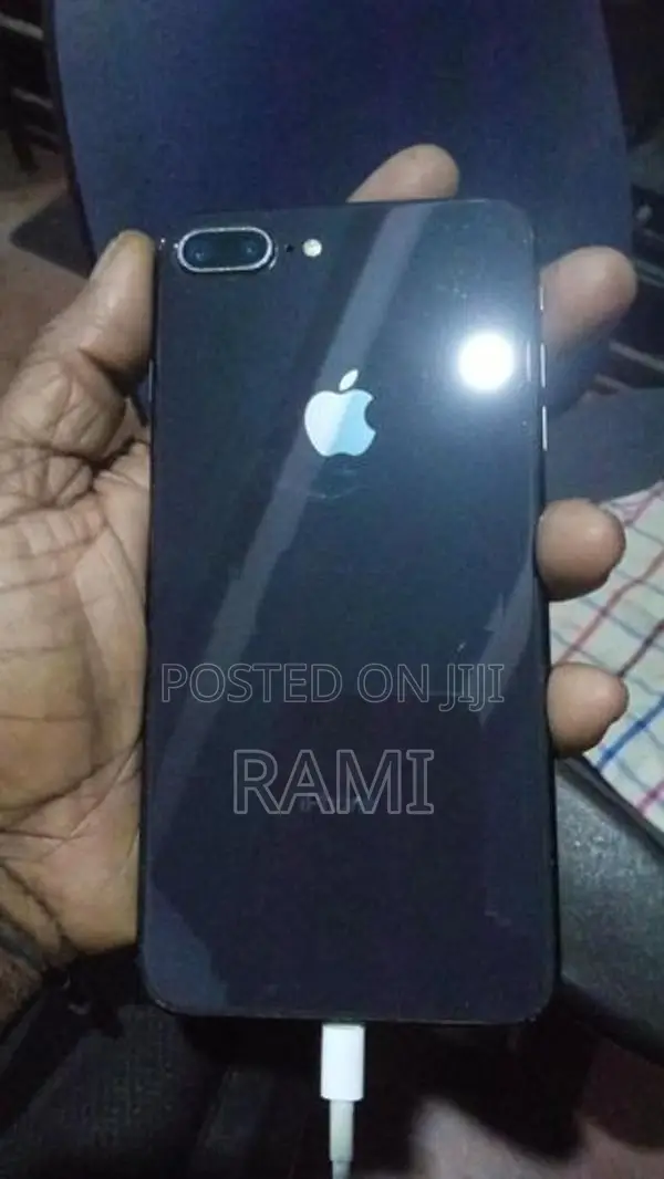 Apple iPhone 8 Plus 64GB (Used)