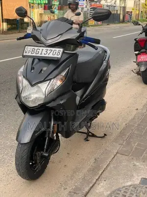 Honda Dio 2018