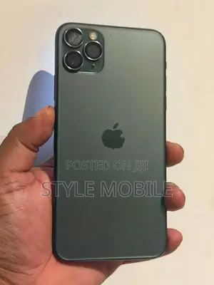 Apple iPhone 11 Pro Max 256GB (Used)