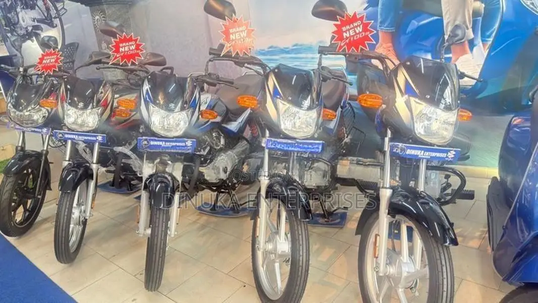 Bajaj CT100 2026