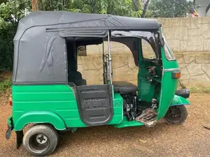 Bajaj RE 2 strok 2004
