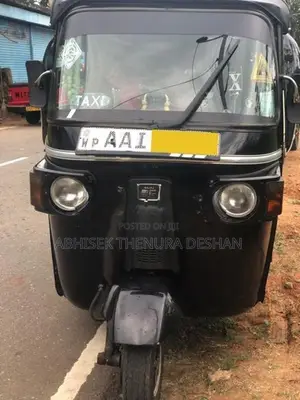 Bajaj RE 4storke 2013